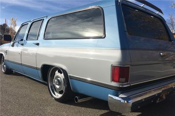 CHEVROLET SUBURBAN C10 SUV, 1983