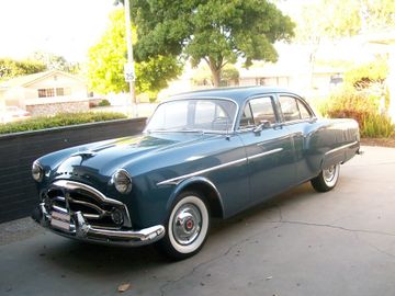 Packard 200 Sedan, 1951