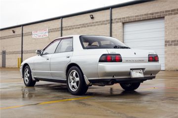 NISSAN SKYLINE SEDAN, 1992