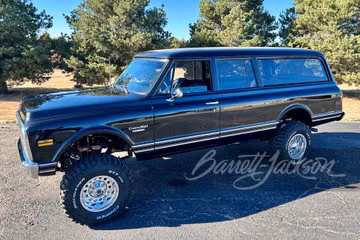 CHEVROLET SUBURBAN CUSTOM SUV, 1970
