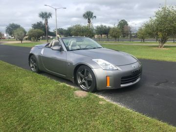 Nissan 350Z Convertible, 2007