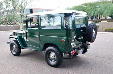 TOYOTA LAND CRUISER FJ-40 SUV، 1972