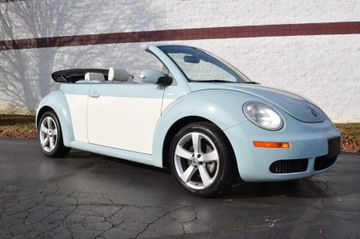 Volkswagen Beetle Convertible, 2010