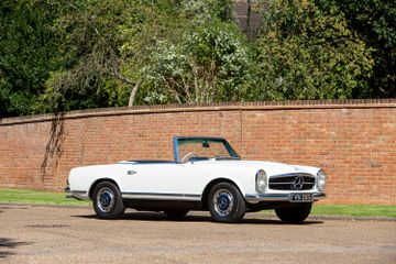 Mercedes-Benz 280 SL Convertible with Hardtop, 1971