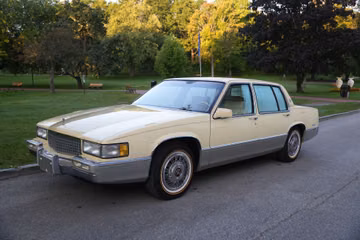 Cadillac DeVille Sedan, 1989