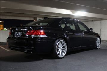 BMW 750Li, 2008