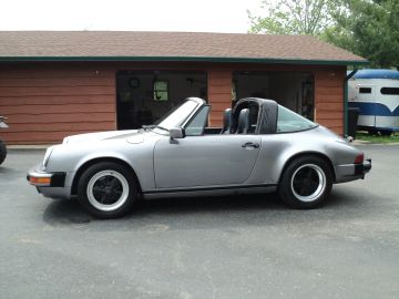 Porsche 911 Carrera 3.2 Targa, 1989