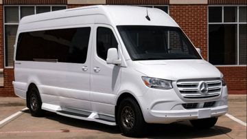 Mercedes-Benz Sprinter 2500 Earth Explorer Custom, 2023