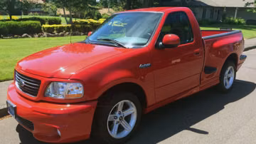 Ford F150 SVT Lightning Pickup, 2003