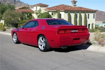 DODGE CHALLENGER SRT8 392, 2011