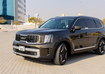 My Kia Telluride in Dubai: The Confident & Capable SUV