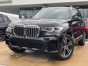BMW X7 xDrive50i (G07) specs