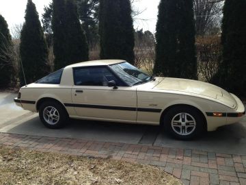 Mazda RX-7, 1985
