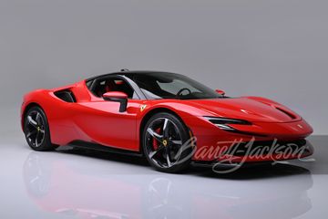 FERRARI SF90 STRADALE, 2022