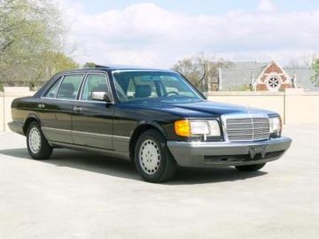 Mercedes-Benz 350 SDL (W126) specs