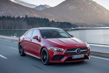 Mercedes-Benz CLA 250 (C118) specs