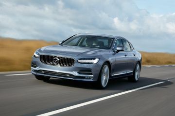 Volvo S90 D4 specs
