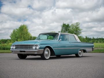 Ford Galaxie 500, 1961