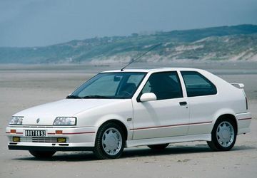 Renault 19 16S specs