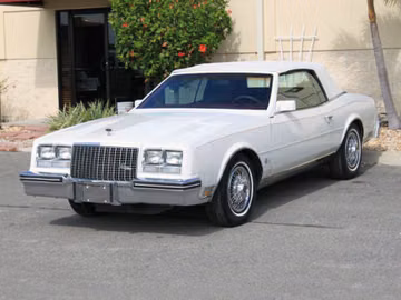 Buick Riviera Convertible, 1983
