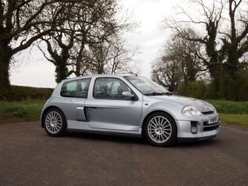 Renault Clio V6 3.0 Phase 1 (LHD), 2001
