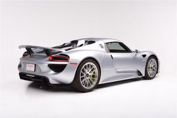 PORSCHE 918 SPYDER, 2015