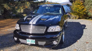 Ford F150 SVT Lightning Pickup, 2003