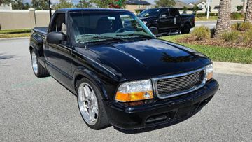 GMC Sonoma SLS Pickup, 2003