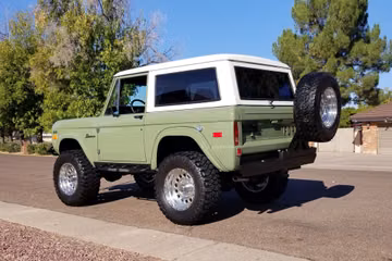 FORD BRONCO CUSTOM SUV, 1972