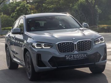 BMW X4 xDrive 30d (G02 286 PS) specs