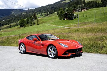 Ferrari F12 Berlinetta, 2013