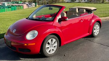 Volkswagen Beetle Convertible, 2010
