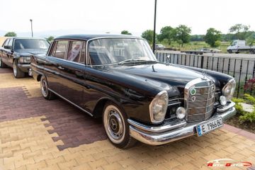Характеристики Mercedes-Benz 230 SB (W111)