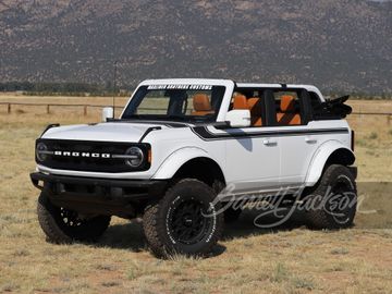 FORD BRONCO CUSTOM SUV, 2021