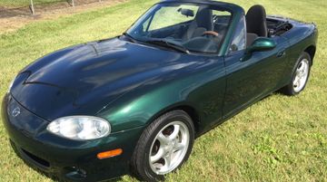 Mazda MX5 Miata Convertible, 2001