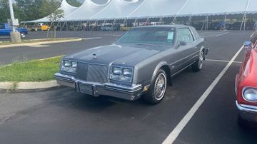 Buick Riviera, 1985