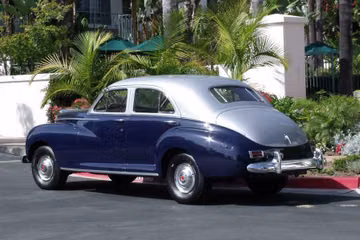PACKARD CLIPPER, 1946