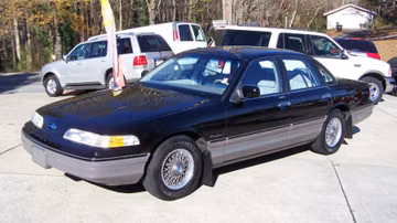 Ford Crown Victoria, 1992