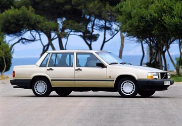 Volvo 740 2.3 16V specs