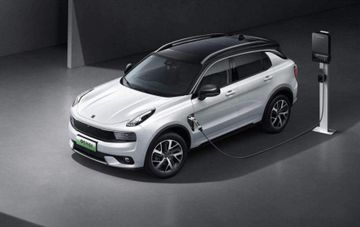 Lynk & Co 01 PHEV specs