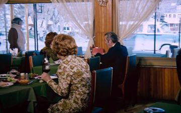 Ford-Otosan Transit in Ayrı Dünyalar (1974)