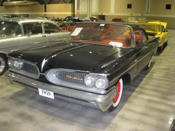 Pontiac Catalina 2-Door Sedan, 1959