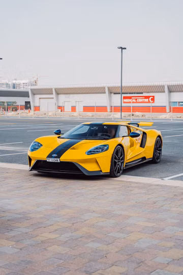 Ford GT at Dubai Autodrome — Beautiful, but Not Quite a Track Car