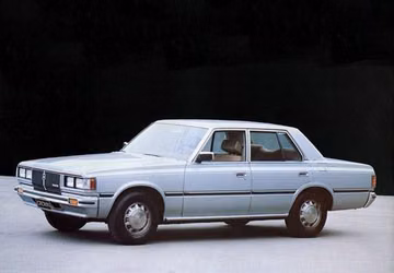 Toyota Crown 2.8i specs