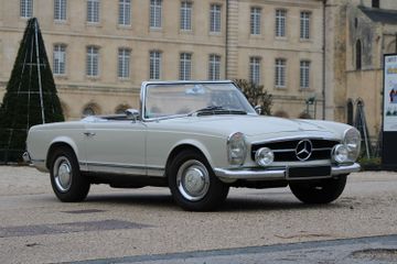 Mercedes-Benz 230 SL Pagode, 1966