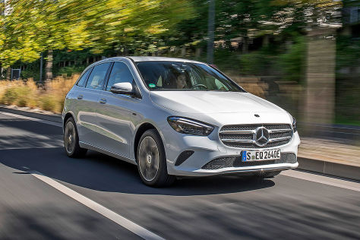 Mercedes-Benz B 250 4Matic (W247) specs