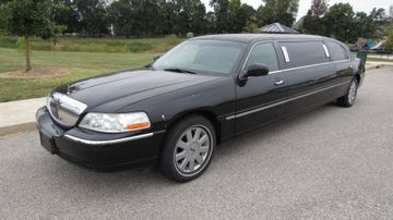 Lincoln Town Car Limousine, 2003