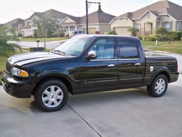 Lincoln Blackwood Pickup, 2002