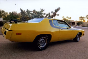 بليموث رود رنر كوبيه ببابين، 1974