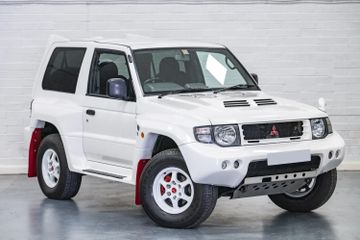 Mitsubishi Pajero Evolution (Manual), 1997
